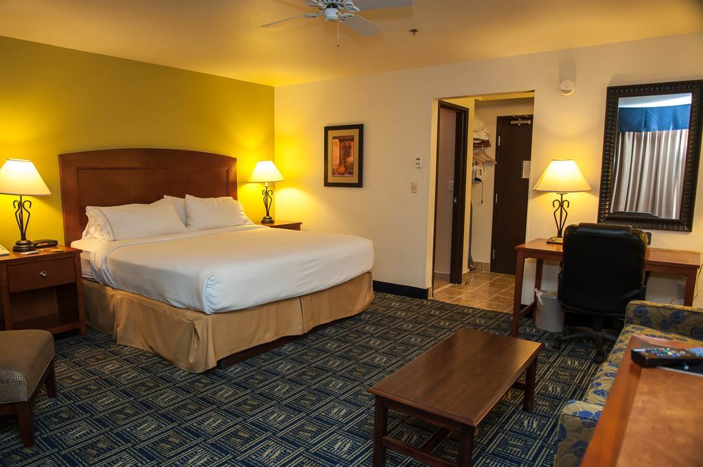 Holiday Inn Express Tucson-Airport By Ihg Exterior foto
