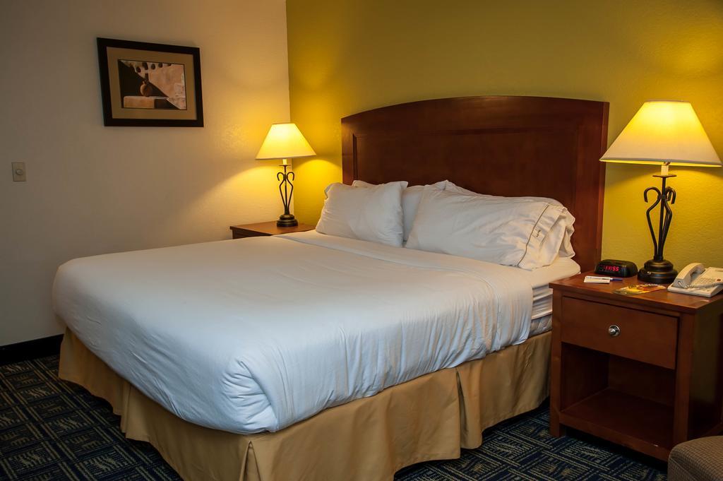 Holiday Inn Express Tucson-Airport By Ihg Exterior foto